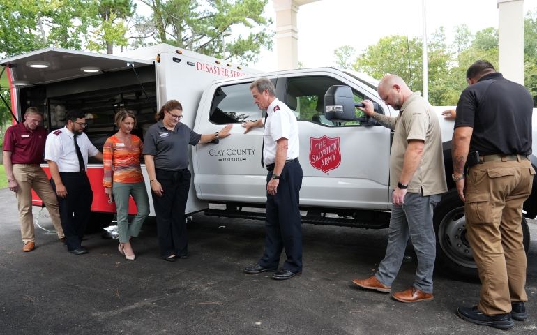 Clay County Salvation Army Corps Dedicates New Rapid Response Unit 