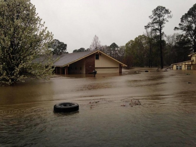 Salvation Army Mobilizes in Louisiana to Help Flood Survivors