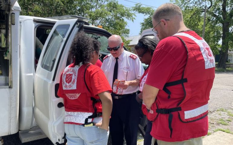 AOK Divisional Commander Encourages by Joining Tornado Response Efforts in Oklahoma