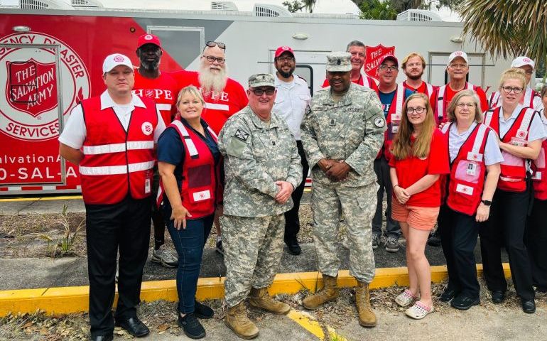 Florida State Guard Visits Florida Disaster Team to Say Thank You