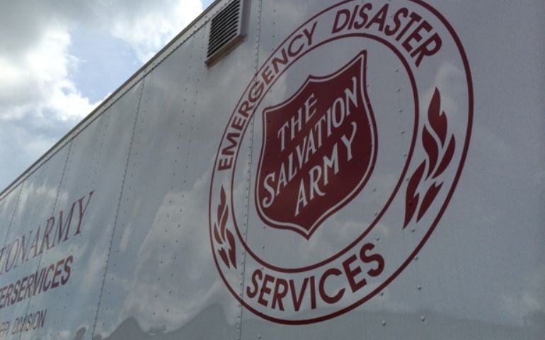 Lake Charles Officer Delivers Food to Residents Forced from Homes in SE Texas