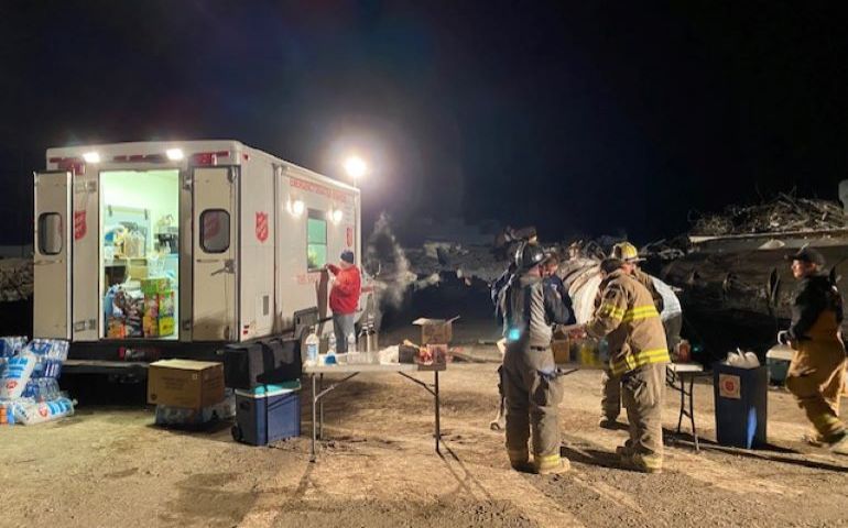 The Salvation Army Serves at Building Collapse in Southern Ohio